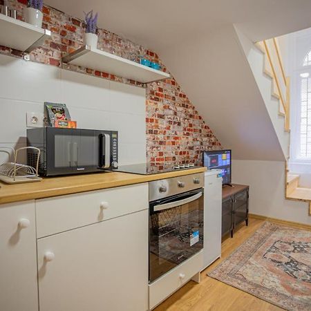 Cosy Gallery Flat In Akacfa St. Budapest Exterior photo